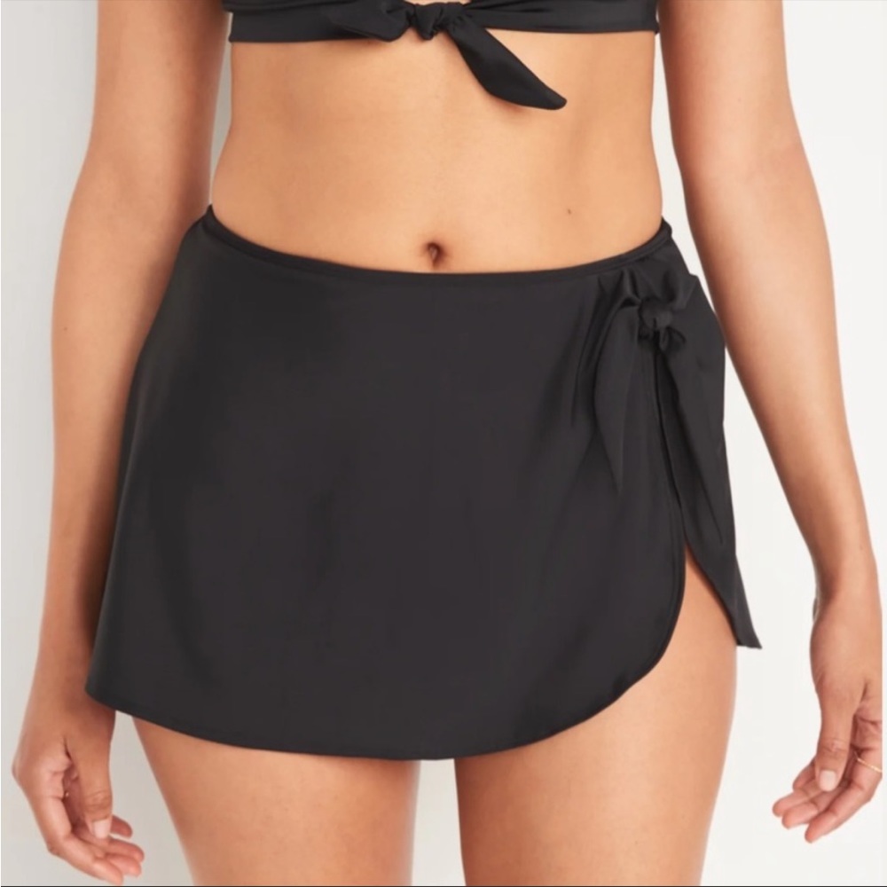 NWT Old Navy swim skirt size S